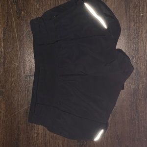 Black lulu Lemmon shorts